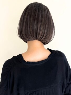 ネイロ バイ ジルブラン 葛西(NeiRo by JIL BLAN) ハイライト白髪ぼかしダブルカラーインナーカラーショートボブ