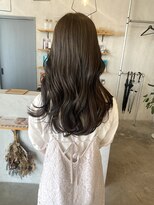 シェル 津山の手店(shel)&nbsp;20代30代40代艶感ふんわりオリーブブラウンこなれロング