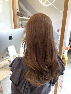 ホワイトルーム(White Room) ロング/ベージュカラー