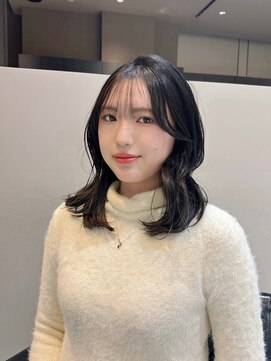 ループス(Roops) 似合わせカット　ブルーブラック　くびれミディアム