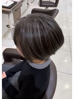 ロエ 元町店(Loe) 脱白髪染めアッシュグレー