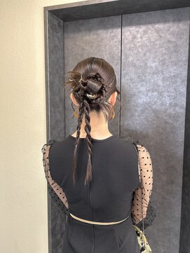 ミラ(Mila) 周りと被りたくない方に！！個性派カチモリアレンジ/結婚式