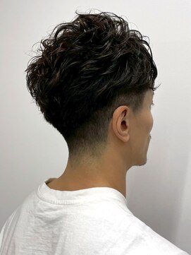 ラギッド 大野城店(RUGGED) ニュアンスパーマ 刈り上げショート カジュアル 20代