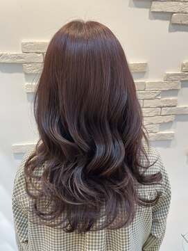 ゼル 郡山(ZELE) ツヤツヤピンクブラウンカラー