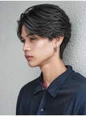 スーツ短髪ツーブロック束感モテる黒髪シークレットパーマ流行