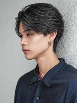 カライングドゥ(ing deux) スーツ短髪ツーブロック束感モテる黒髪シークレットパーマ流行