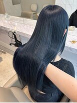 ジーナエス 札幌(Zina S) ブリーチ１回、ブルーブラック