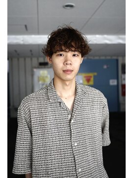 ミューズ バイ ケンジ(MUSE by KENJE) スパイラルパーマ／外国人風スタイル／平塚美容室