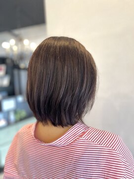 アトリエファゴ ハナミズキ店 【Yuine】レイヤーカット