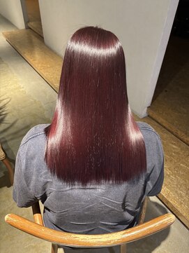 セブンベルベット(7 Velvet) チェリーレッド【円口睦】