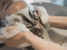 フロア(FLOOR)の雰囲気（日頃の疲れを癒す【極上ヘッドスパ】を是非ご体験下さい）