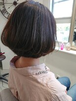 ガーデン バイ イル(GARDEN by illu Co.Ltd)&nbsp;フェミニンボブ×カーキベージュ