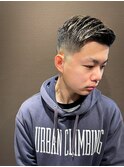 スキンフェードバーバースタイル