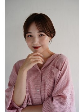 ジュール 新宿三丁目(Joule) 黒髪ロング/グレーベージュ/レイヤーロング/新宿駅