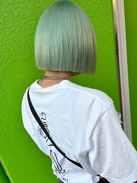 エニフォーイーストハム(Eni for eastham) ケアブリーチ/ペールグリーン/ショート