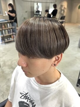 ラック(LUCK) ダークアッシュ/アッシュブラック/カルマパーマ/ベリーショート