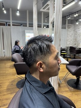 アウラ 近鉄八尾駅前店(Aura) #八尾メンズ #八尾フェードショート #メンズアップバング