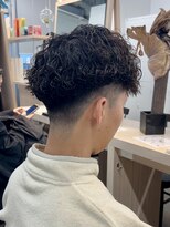 サロンドジョー(salon de joe)&nbsp;メンズカットツイストスパイラルパーマスペインカールショート