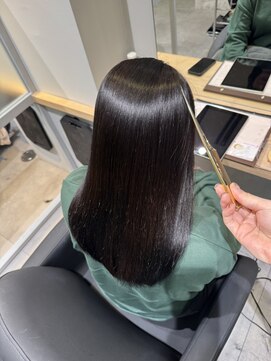 ボヌール オオサカ(Bonheur OSAKA) 真っ直ぐすぎない自然なストレート