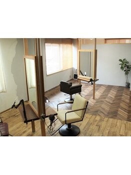 髪のダメージやパサつきが気になる方は《内部補修トリートメント》をぜひお試しください！