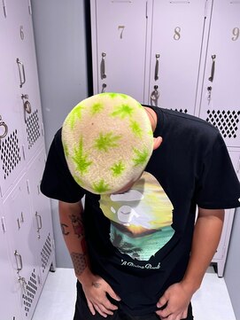 ヴァイス 新宿店(VAICE) 坊主アート