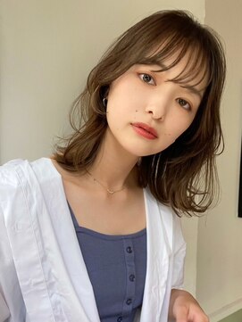 ハニーシブヤ(HONEY shibuya) 大人可愛いバタフライカット/ヘーゼルグレージュ/髪質改善1