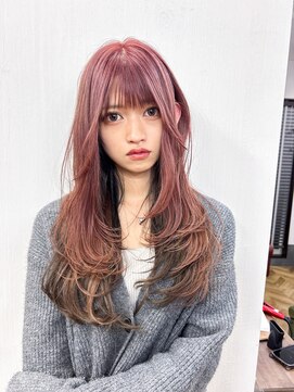 ハロー(...Hello) レイヤーカット ハッシュカット デザインカラー