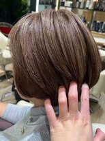 ジュイール(jouir)&nbsp;三鷹白髪ぼかしハイライトショートボブウルフショートカット韓国