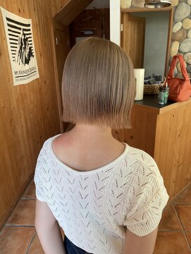 ラパンセベージュ(LA PENSEE BEIGE) LAPENSEE/beige/奥村/切りっぱなしボブ