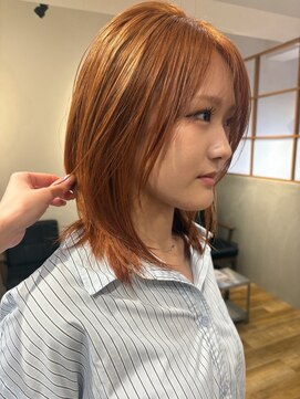 アカラ(acala) レイヤーボブ【20代/30代/イルミナカラー/縮毛矯正】