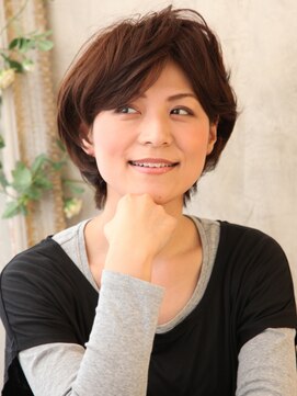 リノヘア プラス 関内店(RINO hair＋) ＲＩＮＯ関内店　美シルエット大人ボブ