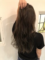 パティオンツー(PATIONN2)&nbsp;最高な透明感♪マットアッシュグレージュロングレイヤースタイル