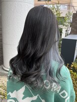 カペリベラ CapelliBella 香里園店&nbsp;インナーカラー×シルバー/ダークグレー/10代20代