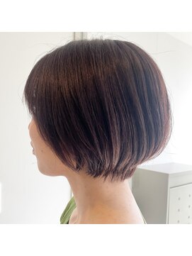 美容室 アイディー i-dee 丸みショートボブ