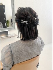 ボブお呼ばれツインヘアアレンジ