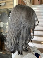 アヴァンス 天王寺店(AVANCE.) ブルーブラック×透明感