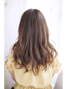 シュシュット(chouchoute) 韓国ボブレイヤーロンググレーベージュ黒髪質改善前髪パーマ/211