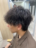 ユニ 江坂(Uni.)&nbsp;マッシュウルフ  ツイストスパイラルパーマ マッシュパーマ