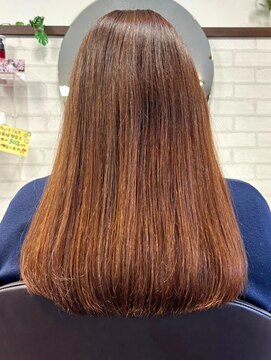 ヘアメイク ウエニ 上本町(HAIR MAKE UE2) 【上本町/谷町6丁目】エイジングケアなら髪質改善アマトラ