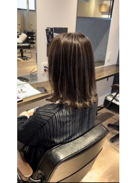 リットバイディア 茅ヶ崎(Lit by diar) 外はねボブ×ハイライト