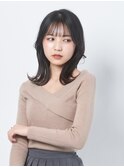 ミディアム外はねボブ