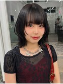 韓国ヘア顔まわりカットミディアムレイヤー堀江