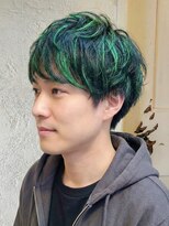 エノア 東京(ENORE)&nbsp;グリーンのハイライトで個性派おしゃれカラー