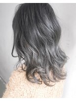 ヘアーアンドアトリエ マール(Hair&Atelier Marl)&nbsp;【Marl】ハイライト入りグレージュカラー♪