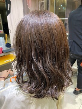 ヘアリゾートユア 新大久保店(hair resort YuA) カーキアッシュ
