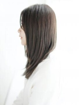 ヘアメイク ナル(hair make nalu) ナチュラルレイヤーストレートスタイル