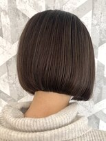 ヘアデザイン ファブロ(hair design FABRO.)&nbsp;◎セットが楽なシンプルボブ/ショートボブ/グレージュカラー◎