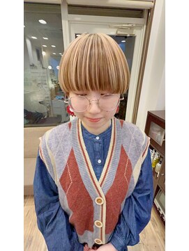 ホヌン 茅ヶ崎(Honnun) アンブレラカラーとマッシュショート/茅ヶ崎