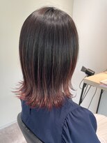 ストフ(stof)&nbsp;レイヤーカット/外ハネボブ/くびれボブ/グラデーションカラー