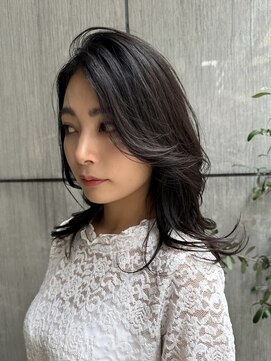 ディオ アンド ルーチェ(Dio&Luce) レイヤー/外ハネ/ダークカラー